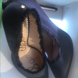 Classic black heels!